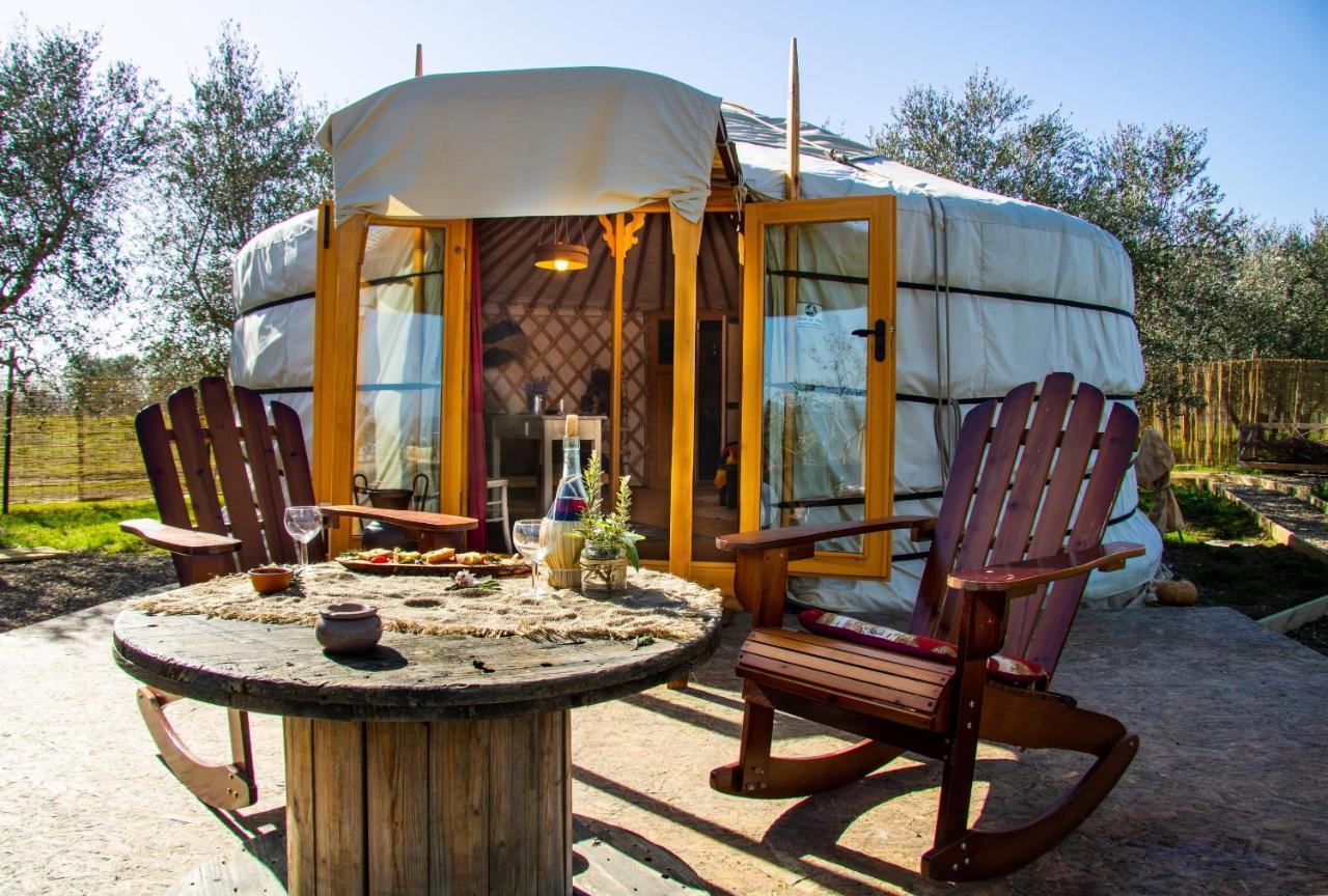 2 Cuori E 1 Yurta Glamping In Tuscany - Adults Only Asciano Exterior foto